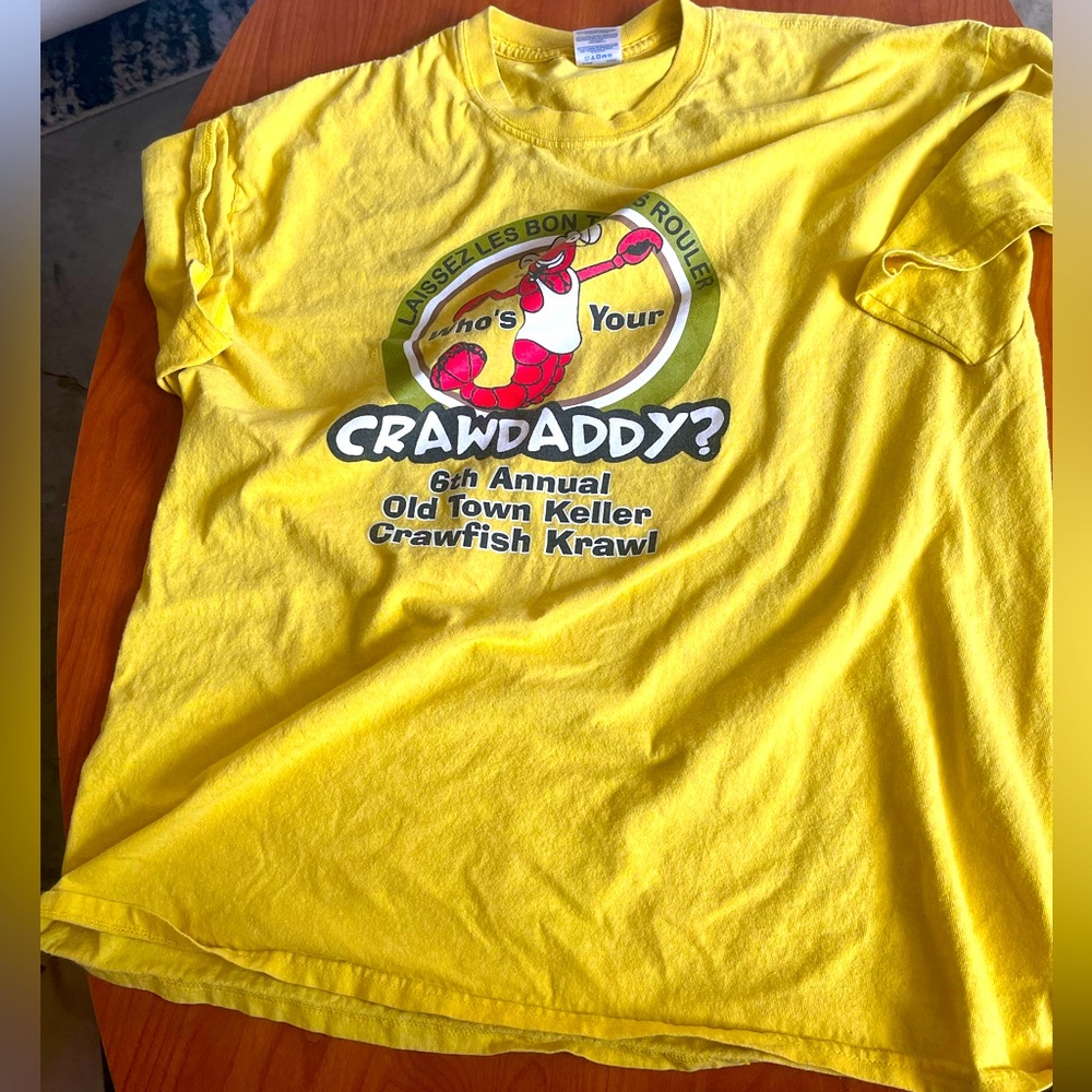 Yellow Crawdaddy Graphic Men's Tee